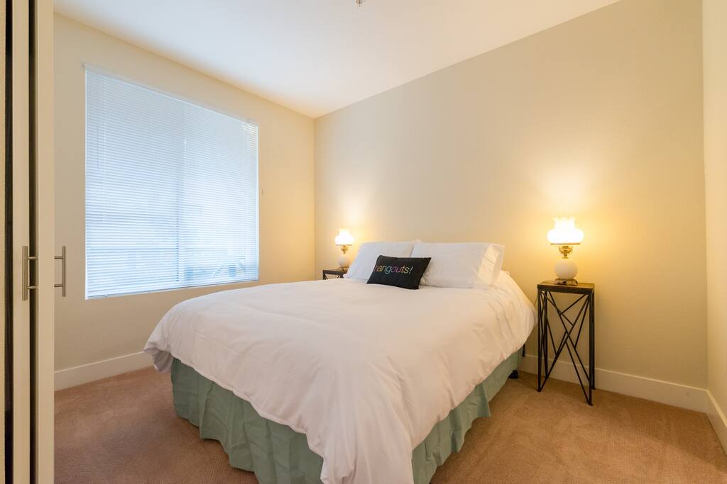 Master Bedroom with Queen size bed