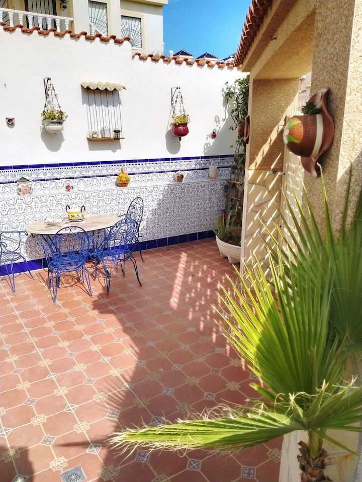 Apartment in villa 2 beds, 2 bedrooms