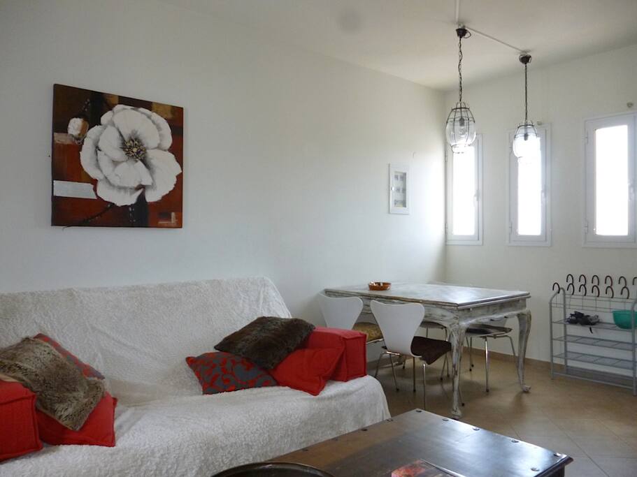 sleeping couch for two persons