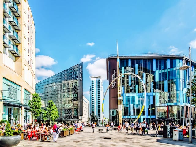 Amazing Location, City Centre Double Rm