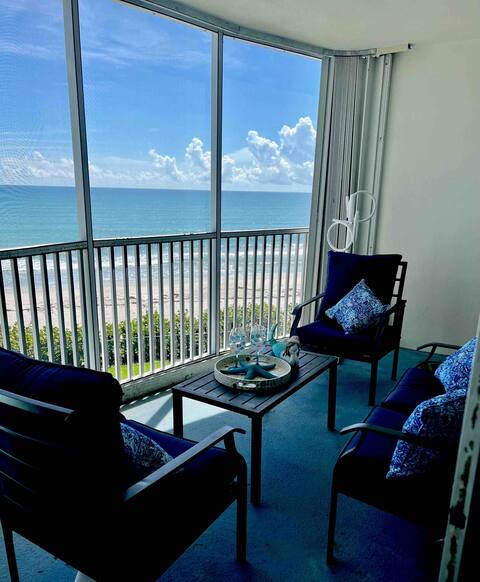 Oceanfront  Condo - 2x2, pool & beach access
