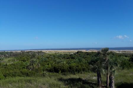 Lighthouse Point Ocean Retreat