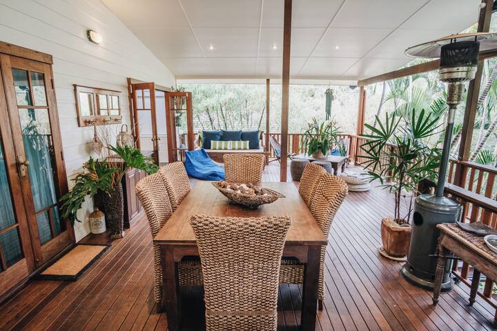 Little Cove Family Beach House (Pet Friendly) gallery image 3