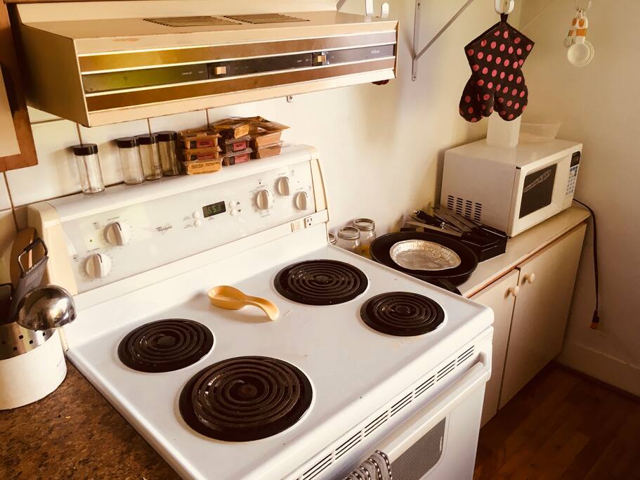 You can cook in the Unicorn Palace