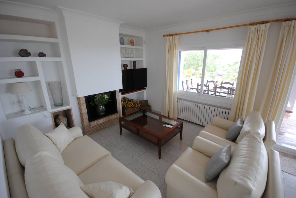 Living Room & TV
