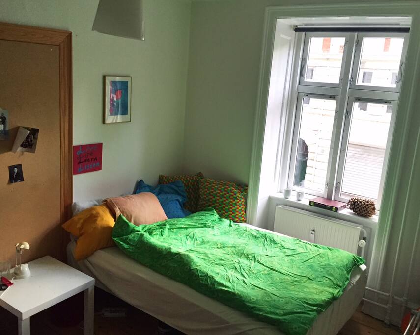 Second bedroom