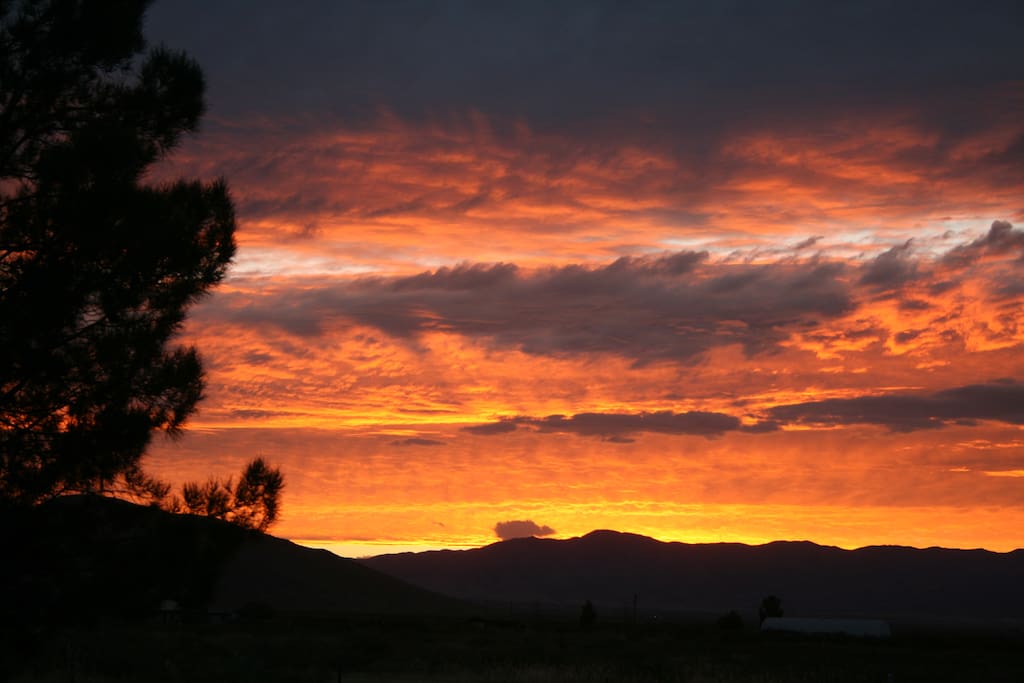 Hummingbird Ranch will give you the sunsets and sunrises that you are after! You have to get up early to catch them!