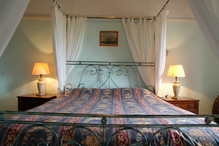 سرير كانوبيد بمرتبة ذاكرة عالية الجودة