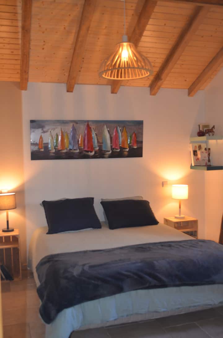 camera da letto 2
Letto 160 x 200 nuova biancheria da letto