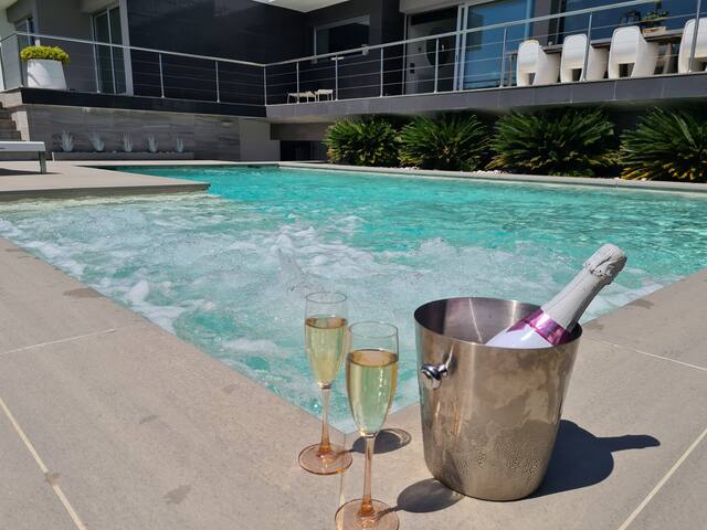 Amazing design house gallery image 2