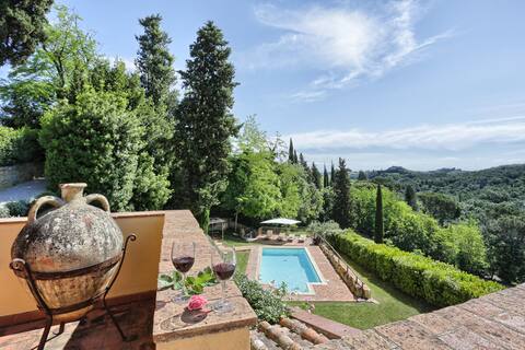 Soleado - Pillo Holiday Villas , Villa in Chianti