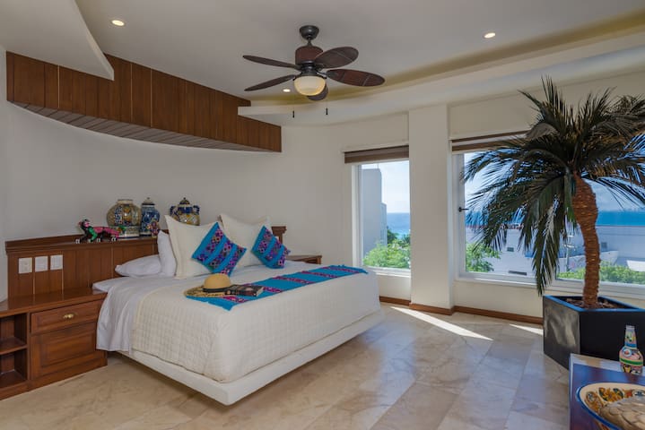 Mi casa es su casa managed Airbnb listing 1