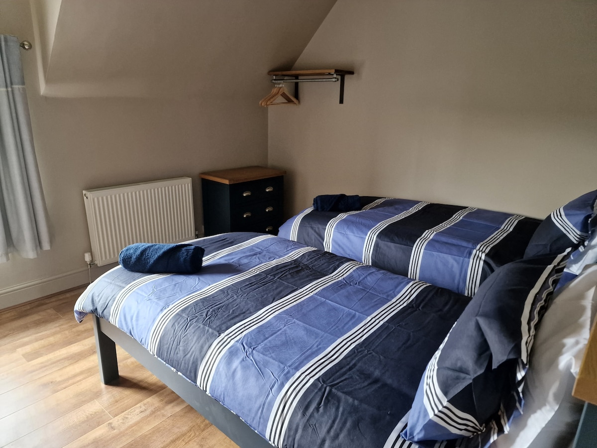 2 Bedroom Cottage at Oakmere — Cheshire holiday cottage photo 16