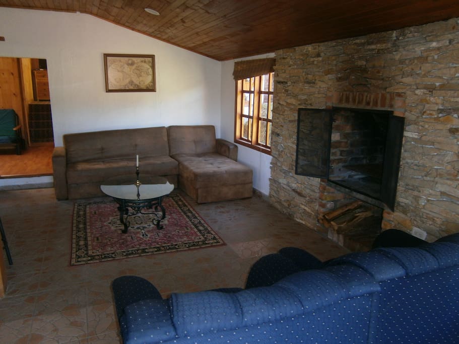 Sala con chimenea