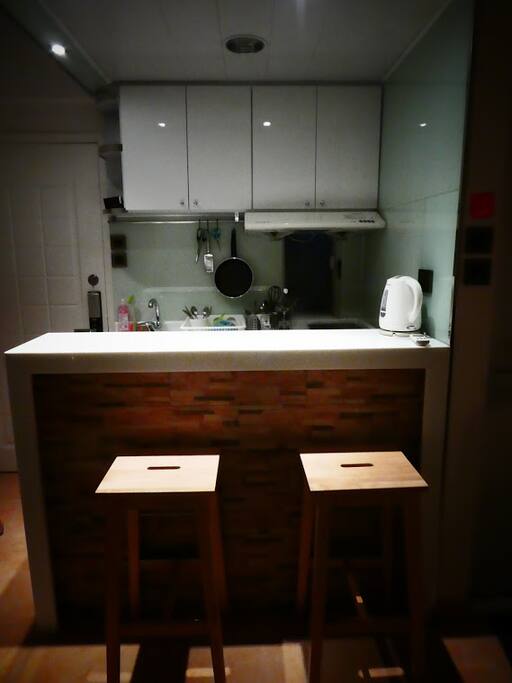 Breakfast Bar