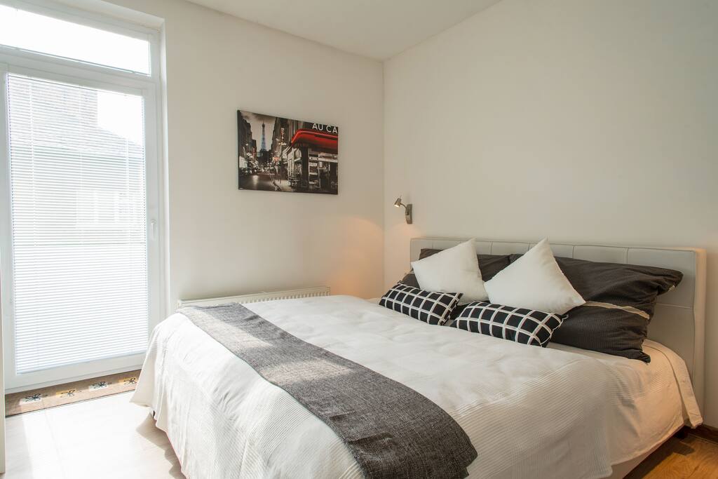 Comfortable Kingsize bed