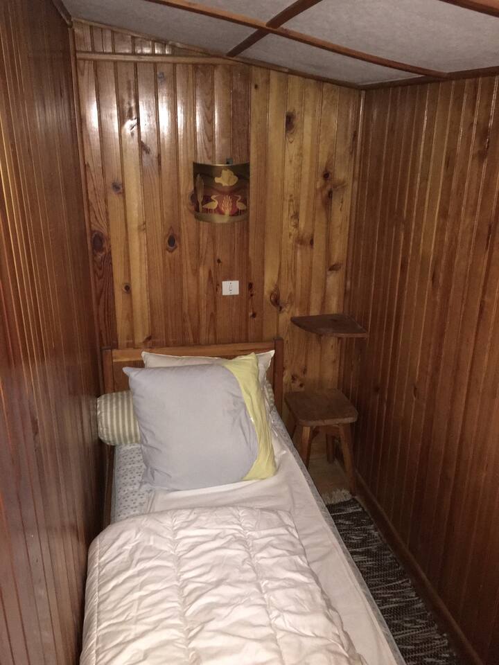 Dhomë gjumi 2