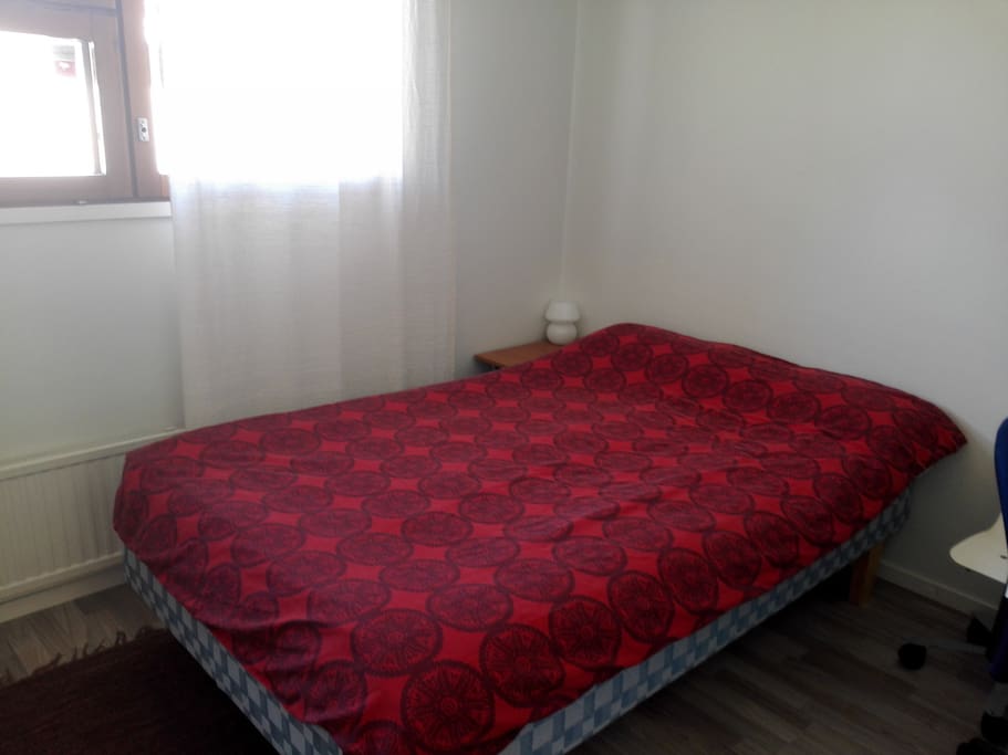 Double bed