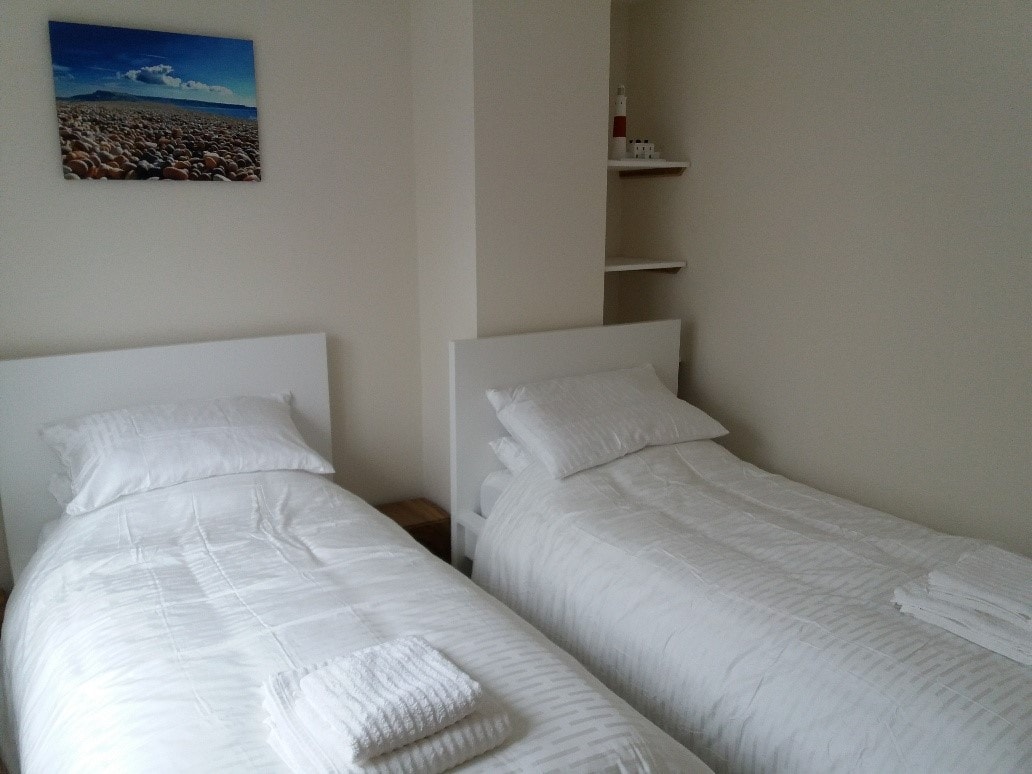 غرفة النوم 2