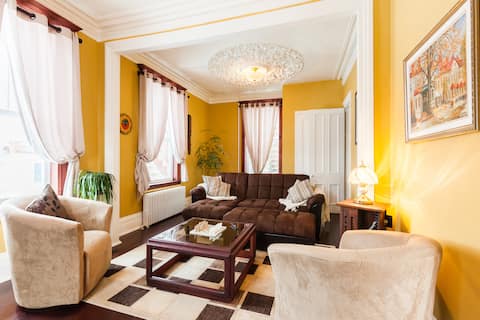 Successful Airbnb property: Welcome home! CITQ: 290430 in Lévis