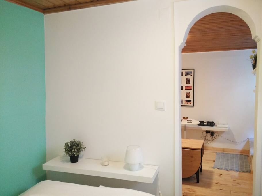 Bedroom / Living room