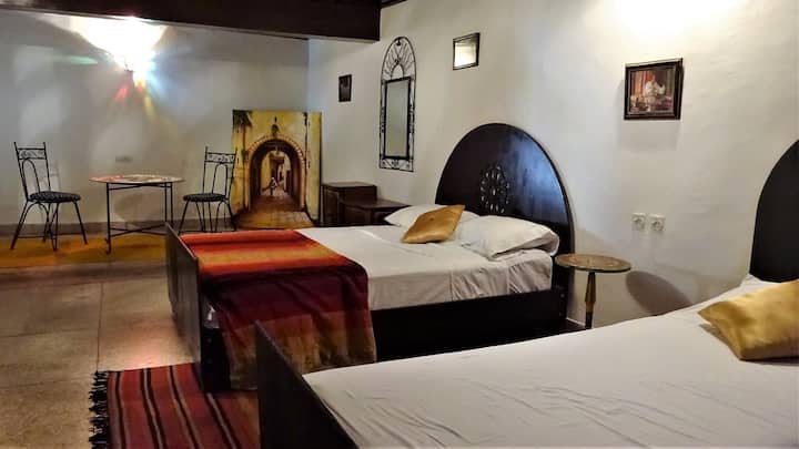 imagen de RR03-RIAD RAZANE-Classic 3 Pers.1