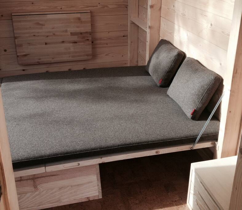 Cama