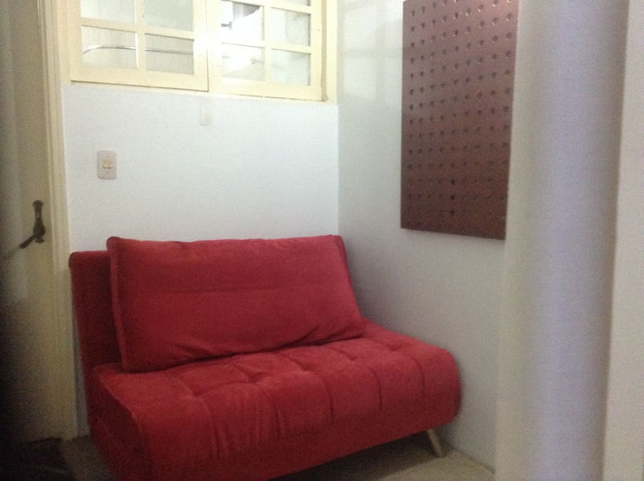 Sofa cama, nuevo, cómodo