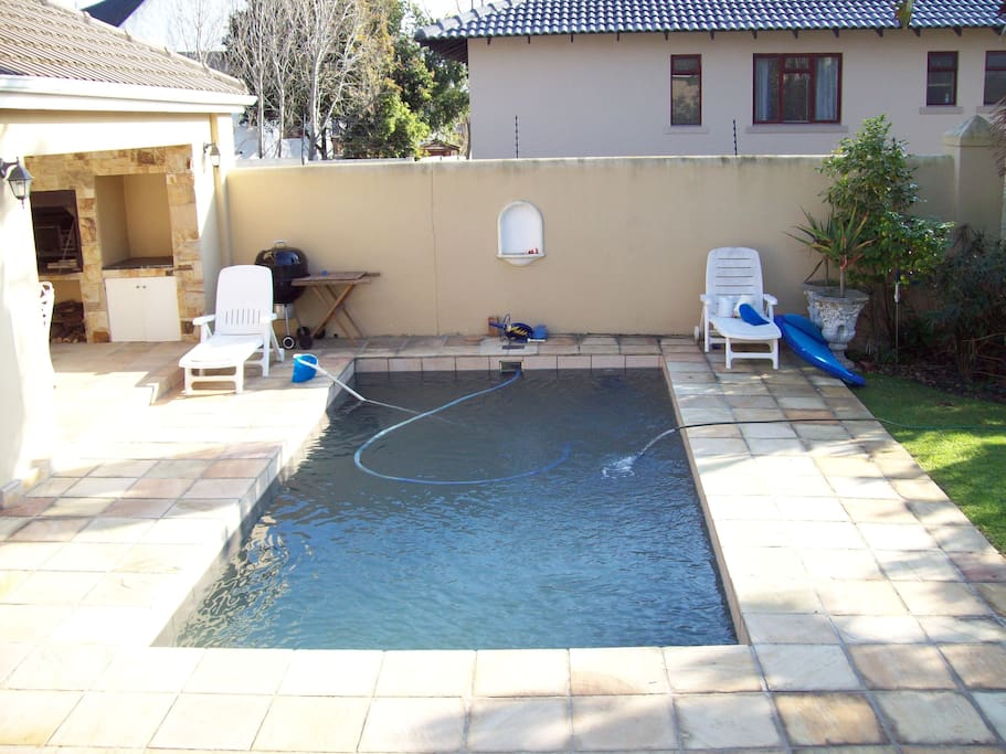 Pool, braai area