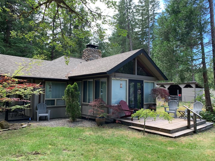 McKenzie River Cabins Cottage and Cabin Rentals Airbnb