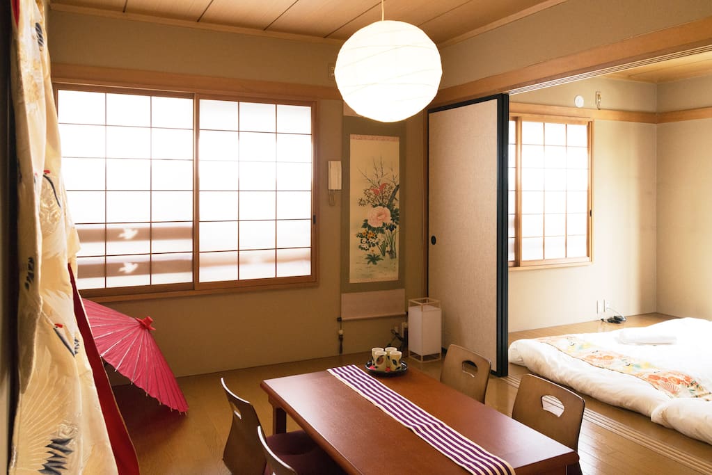 Without a doubt the highlight of this property: traditional Japanese room designed by an interior designer.