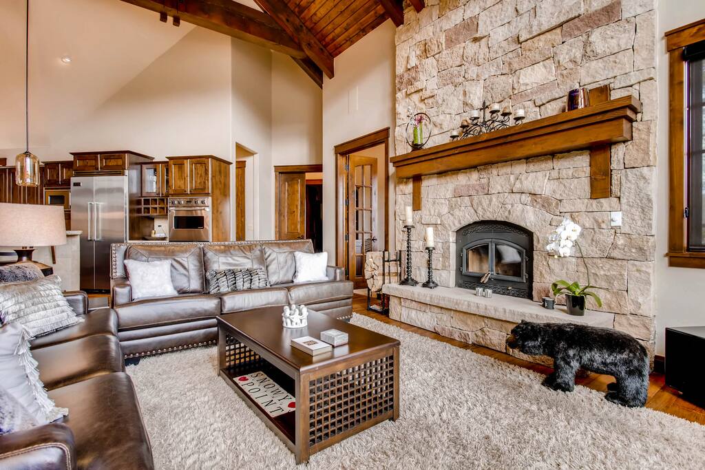 Great room with a chic sophistication