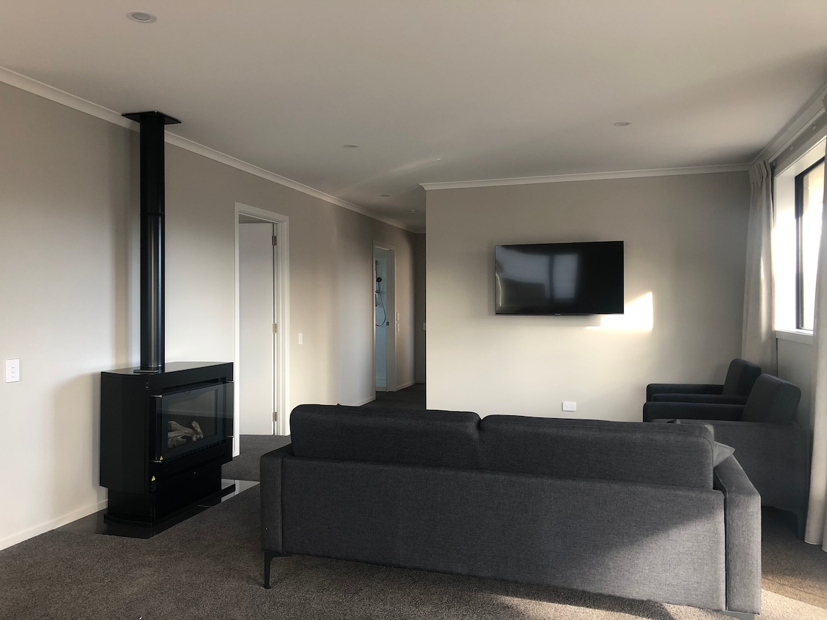 Popular Airbnb listing: Fairlie Comfy in Mackenzie District