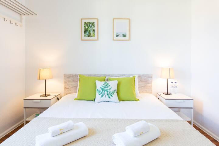 Cascais Beach Garden Villa gallery image 2