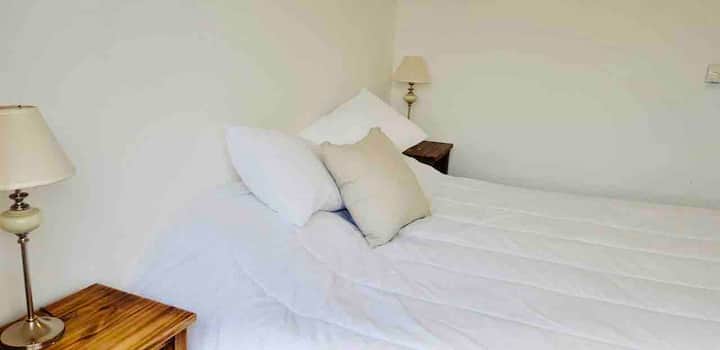 غرفة النوم الرئيسية 