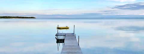 Steep Rock Lakefront Cottage