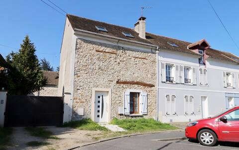 Charming house in Mennecy