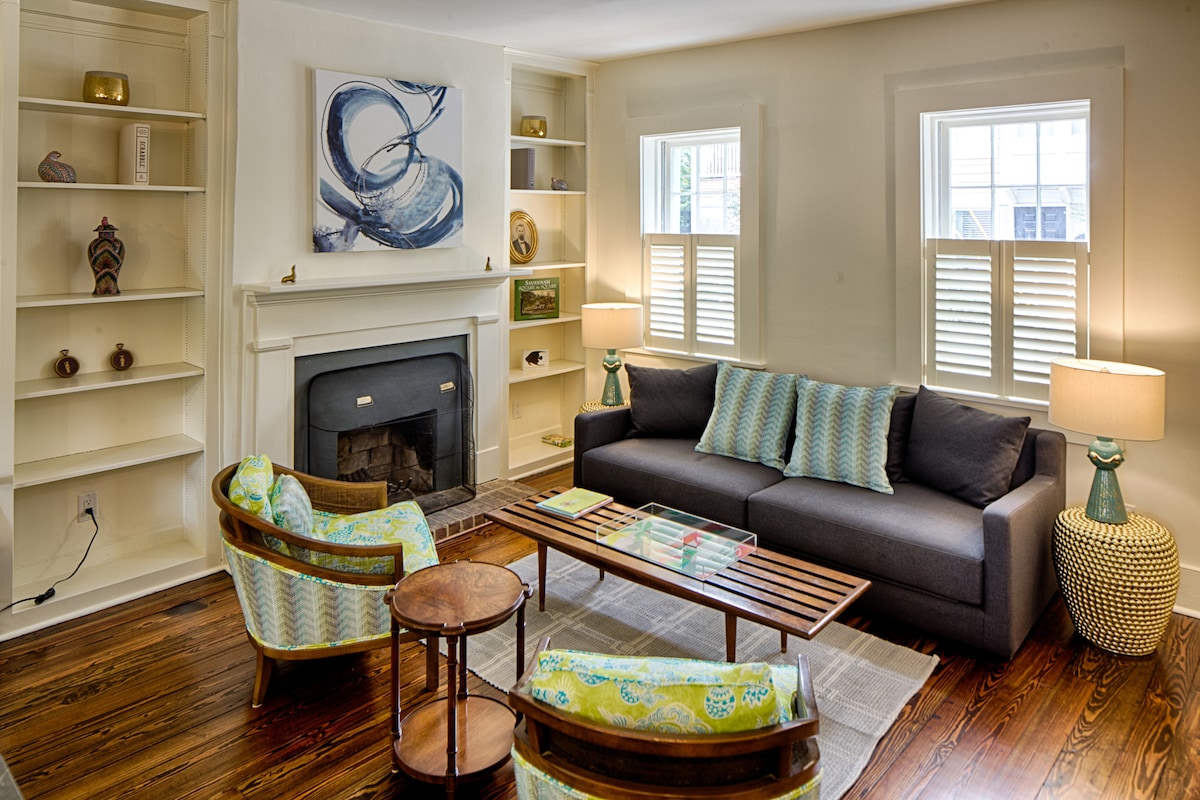 סלון עם ספה נפתחת