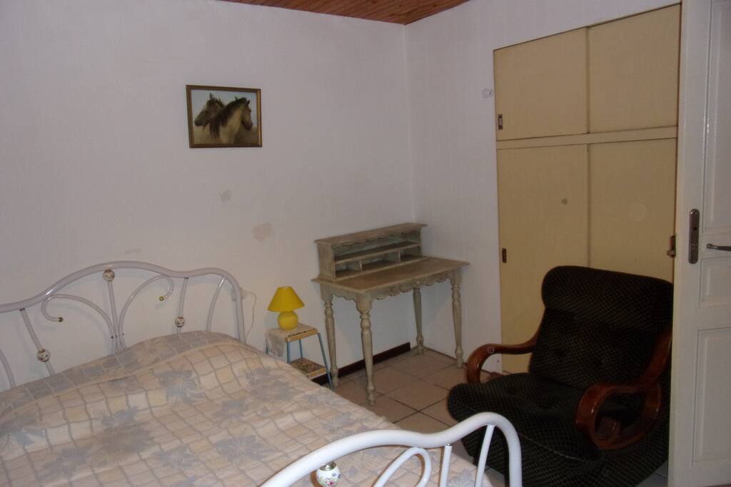 1er chambre alcove Lit 140