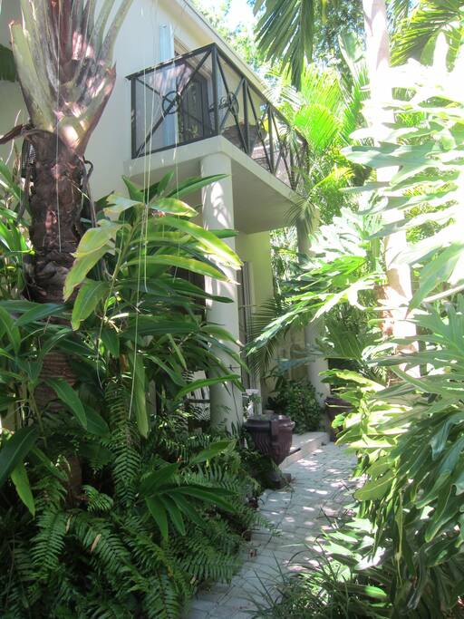 Lower floor occupied by owner artist's studio.