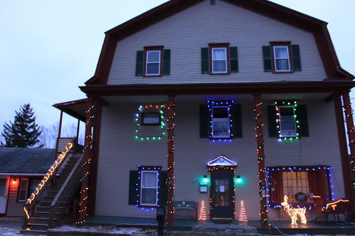 Airbnb Jefferson Vacation Rentals Places To Stay New