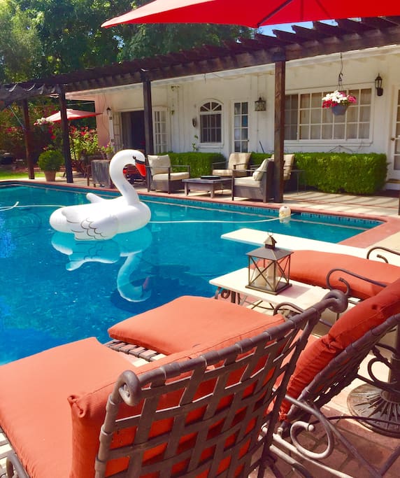 Pool view from lounge chairs. Looking at Poolhouse which is directly across from studio.