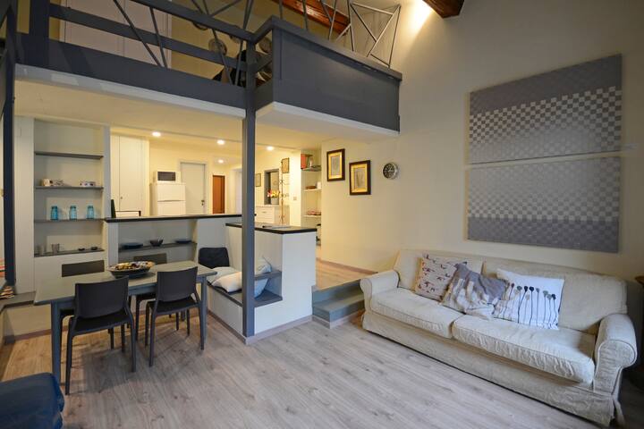 50 METRES FROM DUOMO