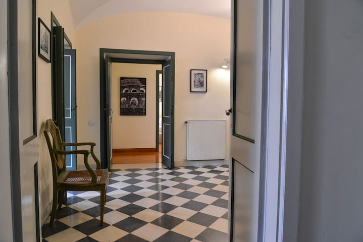 Colonna House (Piazza Navona) gallery image 4