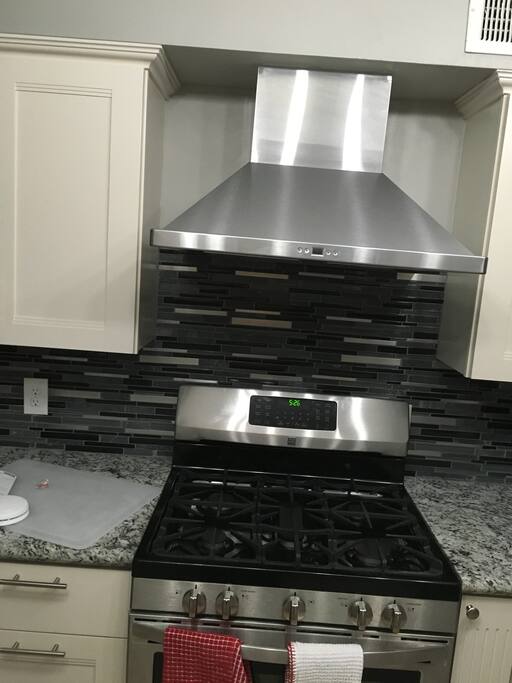 Stove/oven stainless steel.