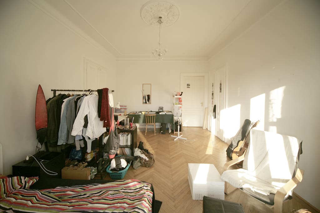 Your Room /
2 desks for work, Large bed and extra spaces.