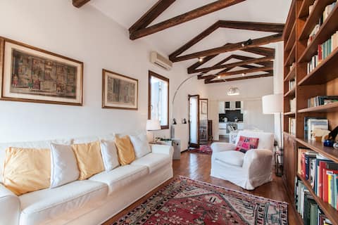 Proprietà Airbnb di successo: San Marco, 160mq the heart of Venice with Terrace a Venezia
