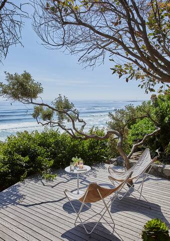 Seaside Mountain Retreat in Misty Cliffs w/ Sauna gallery image 3