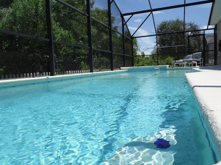 3 Master Suites + Pool & Spa + No Rear Neighbours