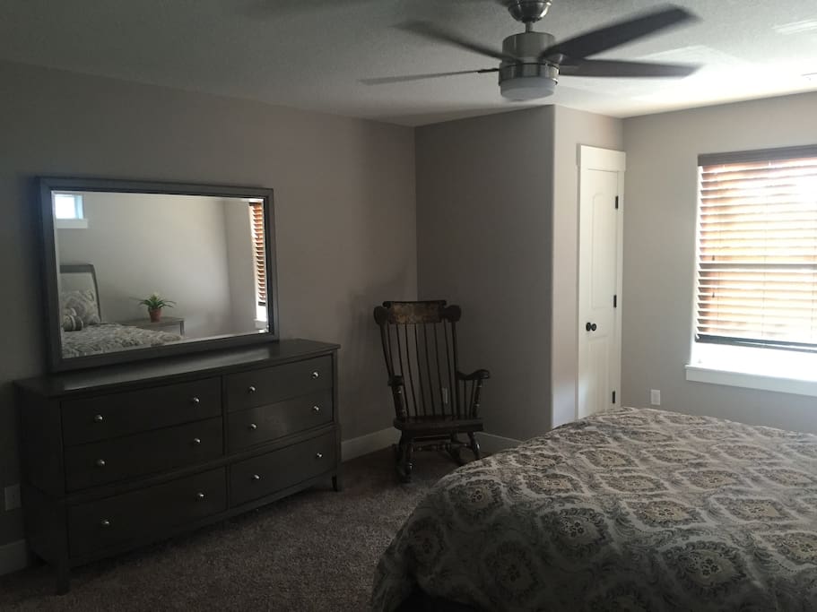 During your stay, please feel free to utilize the large dresser and walk-in closet for all your storage needs.